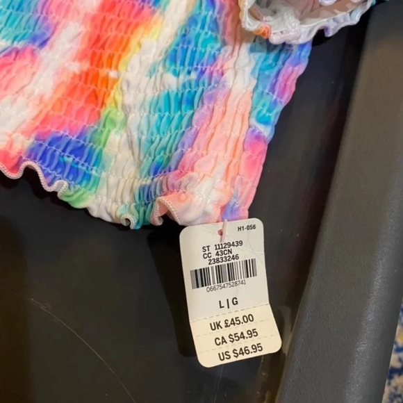NWT Victoria’s Secret Tie Dyed Bathing Suit Top - Picture 4 of 6